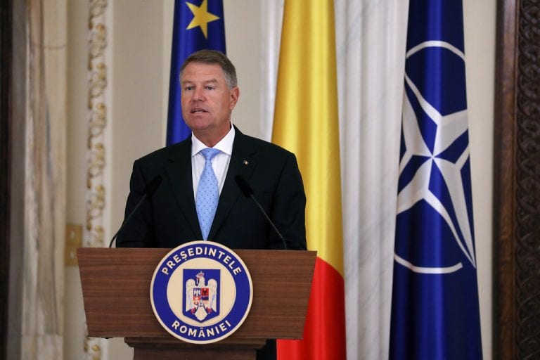 Klaus Iohannis face un apel către români