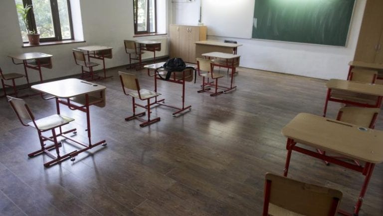 Noi măsuri adoptate de Guvern pentru noul an școlar