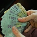 CNPP: Economia în colaps, dar creștere a numărului de beneficiari de pensii speciale în România