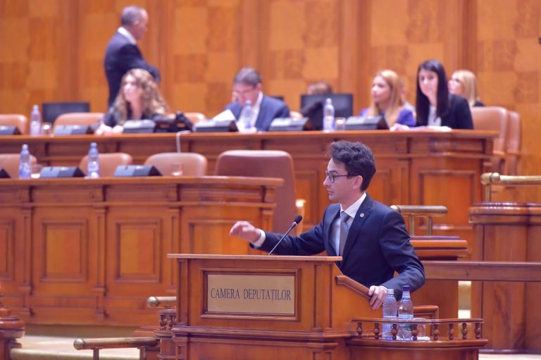 Iulian Bulai, președintele Comisiei pentru Cultură, Arte, Mijloace de Informare în masă din Camera Deputaților, atac duc la conducerea TVR