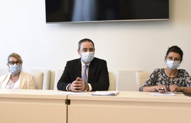 Primele acorduri de finanțare pentru companiile care beneficiază de ajutoare de stat pentru investiții