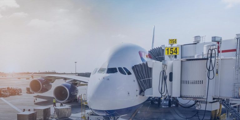 Fonduri de investiții pentru Aeroportul Internațional din Satu Mare. Grindeanu: ,,Am semnat două contracte de finanțare cu o valoare totală de 433 milioane de lei …”