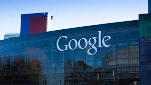Compania Google trimisă în judecată! Sunt cerute despăgubiri de 3,86 miliarde de euro pentru editorii care au pierdut venituri