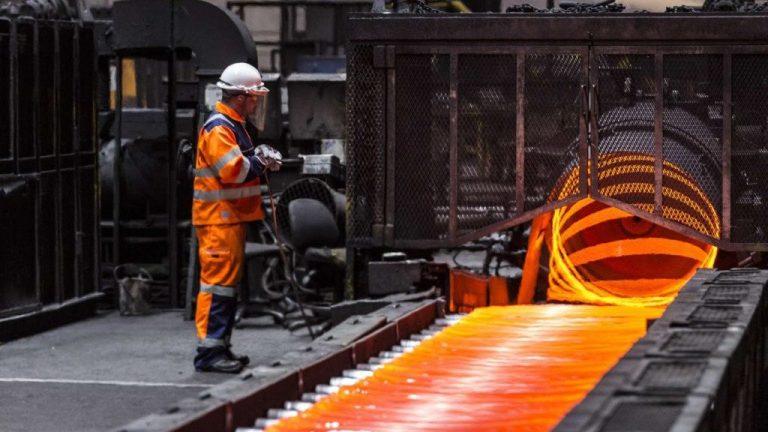 Marea Britanie: Pachet de finanțare de 300 de milioane de lire sterline pentru British Steel