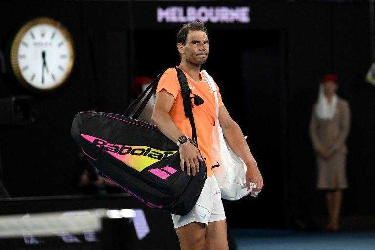 VIDEO. Rafael Nadal, accidentat, a pierdut în fața lui Mackenzie McDonald. Apărarea titlului de la Australian Open s-a încheiat
