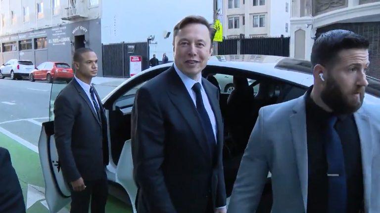 VIDEO. Elon Musk a fost găsit nevinovat de fraudă în urma unui tweet despre Tesla. Reacția sa după decizia instanței