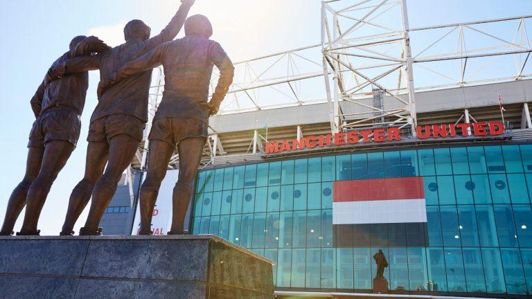 Manchester United și-a asigurat defensiva! Un fundaș de bază și-a prelungit contractul pe încă 4 ani