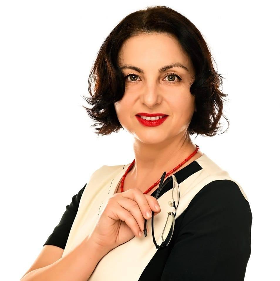 INTERVIU EXCLUSIV. Soprana Cleopatra David, membru fondator al Asociației Nirmal Art, ne dezvăluie provocările din viața sa, dar și planurile și proiectele fascinante