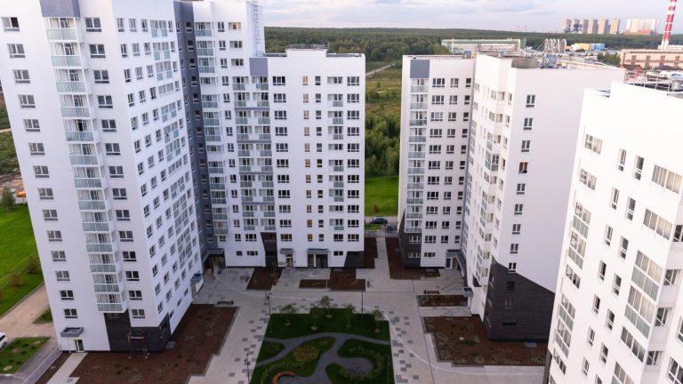 În primul semestru din 2023, numărul autorizațiilor de construire a scăzut cu aproape 25%