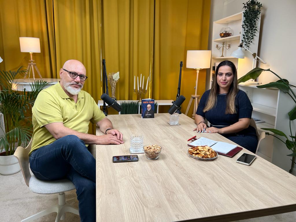 INTERVIU EXCLUSIV: Cu și despre proiectul "Armonia lu'meena", un podcast realizat de Meena Cristiana, solistă vocală si voice over