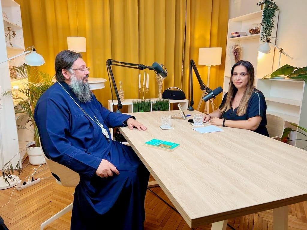 INTERVIU EXCLUSIV: Cu și despre proiectul "Armonia lu'meena", un podcast realizat de Meena Cristiana, solistă vocală si voice over