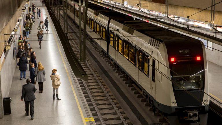 Întârzieri la lucrările pentru metroul Gara de Nord-Aeroport Otopeni. Reacția Ministerului Transporturilor
