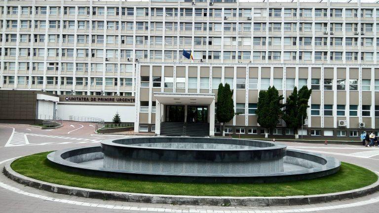 Spitalul Infernal din Neamț, locul unde mergi să te vindeci și s-ar putea să nu mai pleci deloc. Cum își bate joc sistemul de pacienți