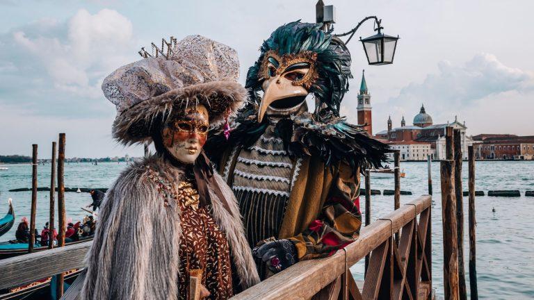 Carnavalul de la Veneția 2024: O aventură culturală de 6 zile, plină de splendoare și istorie” (Adv)