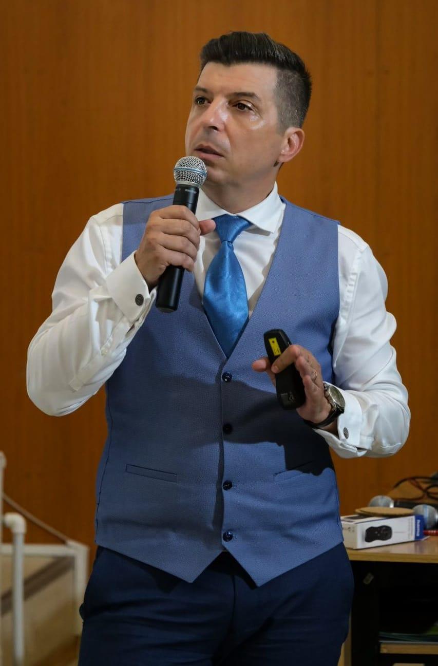 Corneliu Bențe: O perspectivă asupra managementului relațiilor de muncă și a importanței expertizei în Legislația Muncii (Adv)