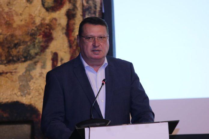 Dumitru Chiriță, numit președintele Consiliului de Administrație al Electrica, cea mai mare companie energetică din România. Fost parlamentar PSD și fost președinte al ANRE Dumitru Chiriță, numit președintele Consiliului de Administrație al Electrica, cea mai mare companie energetică din România. Fost parlamentar PSD și fost președinte al ANRE. Foto: FB