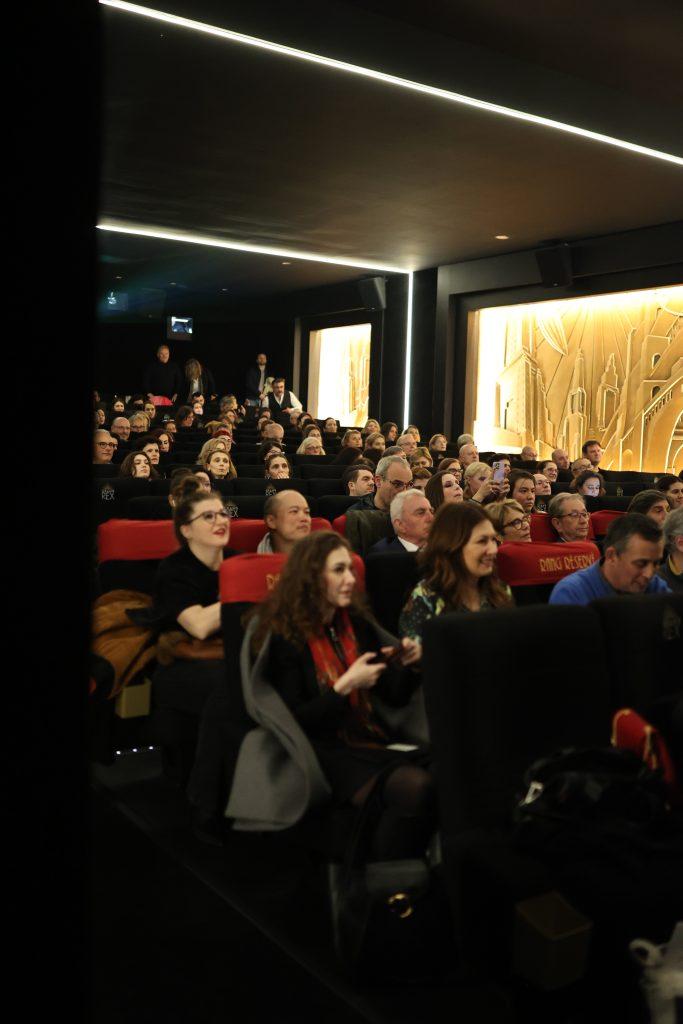 2020 - o comedie neagra cu iz de drama si bucluc din 15 martie in cinematografe! Avanpremiera de la Paris un succes neașteptat, cu aplauze si critici pe măsură (Ad)