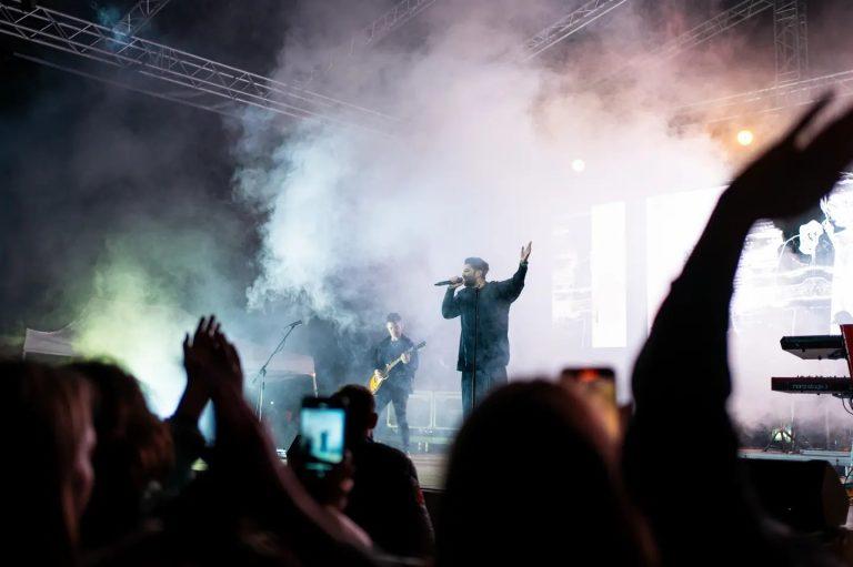 Cazul concertului Smiley din Berceni: Implicații politice în organizarea evenimentelor culturale