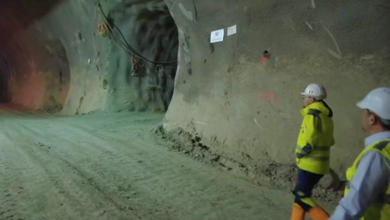 VIDEO. Premieră în infrastructura din România: A fost forat primul kilometru de tunel de autostradă