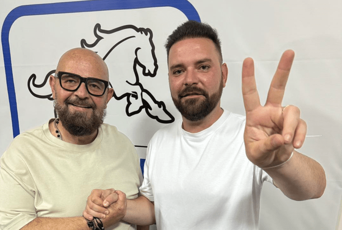 IRONIC! Vlad Piedone, fiul fostului primar al sectorului 5, Popescu Piedone, a primit 125.000 de euro pentru 60 de secunde vorbite în Parlament, exemplificând impostura și nepotismul în politica române