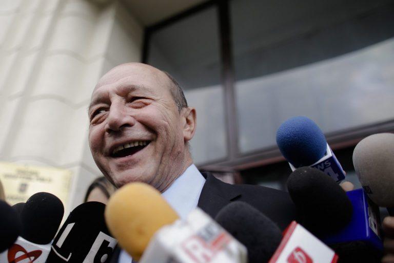 Traian Băsescu critică dur candidații la prezidențiale și își manifestă sprijinul condiționat pentru Elena Lasconi
