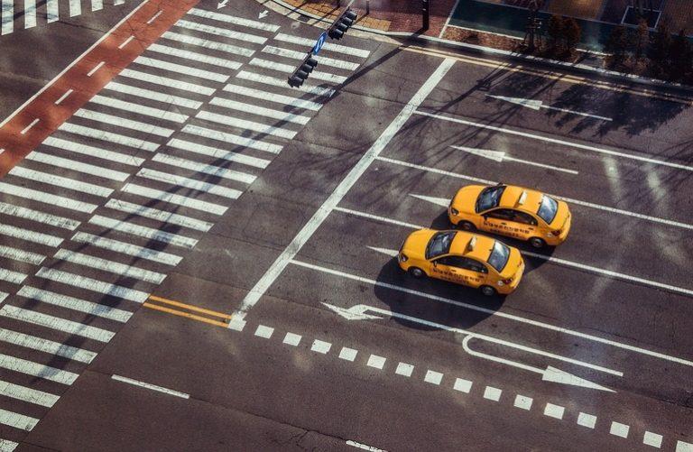 România permite șoferilor din Nepal, Sri Lanka, Vietnam și Filipine să lucreze pentru taxi și Uber/Bolt