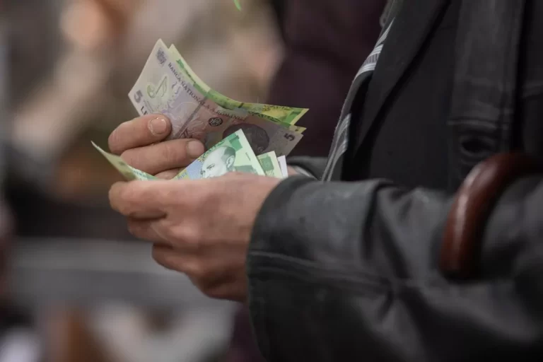 Sprijin financiar de 800 de lei pentru pensionarii cu venituri mici – prima tranșă în aprilie