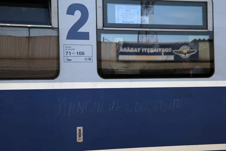 Dosar penal la CFR: 21 de angajați plasați sub control judiciar pentru infracțiuni grave