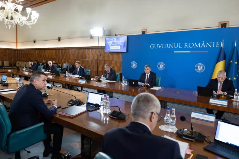 Zece noi secretari de stat numiți în funcții de premierul Marcel Ciolacu: Scandaluri, condamnări și conexiuni politice