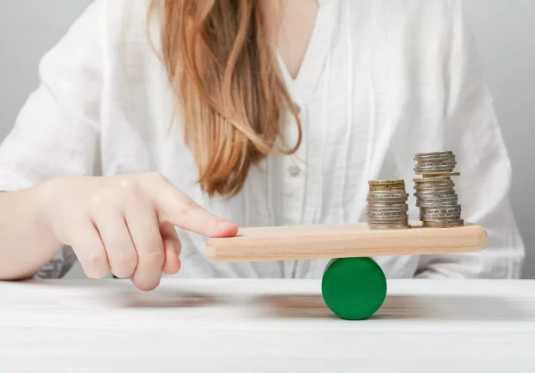 Deficitul bugetar al României ajunge la 2,28% din PIB după trei luni – creștere față de anul trecut
