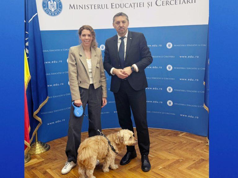 Opționalul „Ora cu și pentru animale” ar putea deveni parte din curricula națională începând cu 2026