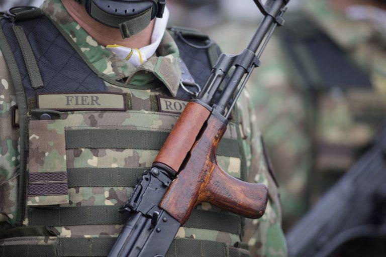 Proiect USR: Participarea cadrelor militare la activităţi de mercenariat sau de pază și protecție personală, pedepsită cu închisoare între 5 și 10 ani