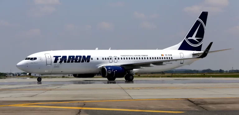 TAROM: Cum o „performanță record” ascunde un sistem de sinecuri și numiri politice?