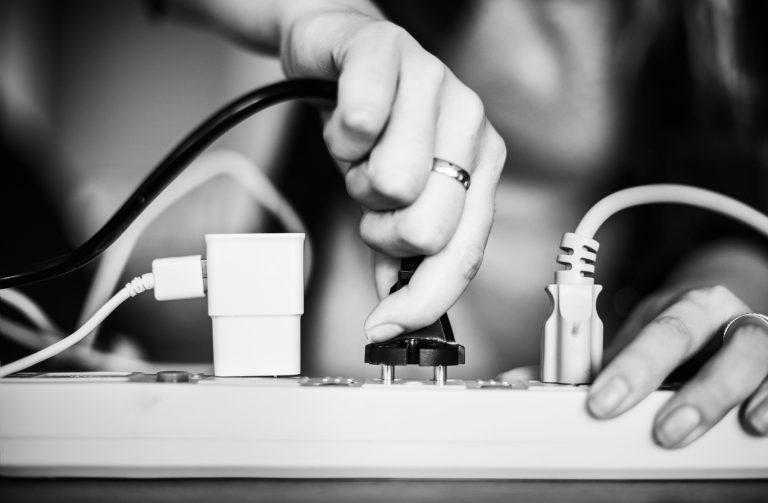 Platforma EPIDS este funcțională: cum pot consumatorii vulnerabili să acceseze tichetele de energie electrică în valoare de 50 de lei/lună