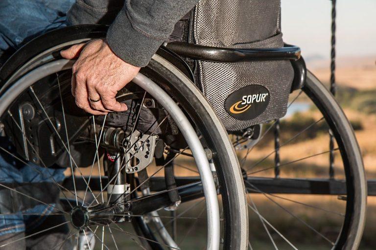 Explozia numărului de pensii de handicap în România: aproape un milion de beneficiari în 2024