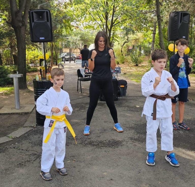 Georgiana Drăgan – instructorul care transformă fiecare parc din Sectorul 1 într-un spațiu al sănătății, jocului și conexiunii comunitare