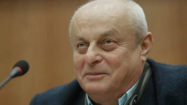 Fostul director Romsilva Teodor Țigan pierde procesul privind încetarea contractului de muncă și este obligat să restituie bonusul de pensionare de peste 50.000 de euro. Decizia nu este definitivă