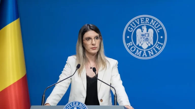 Diana Buzoianu acuză presiuni politice după cererea PSD de demitere: „Nu voi fi șantajată cu funcția. Rămân cât pot să curăț ce s-a stricat”