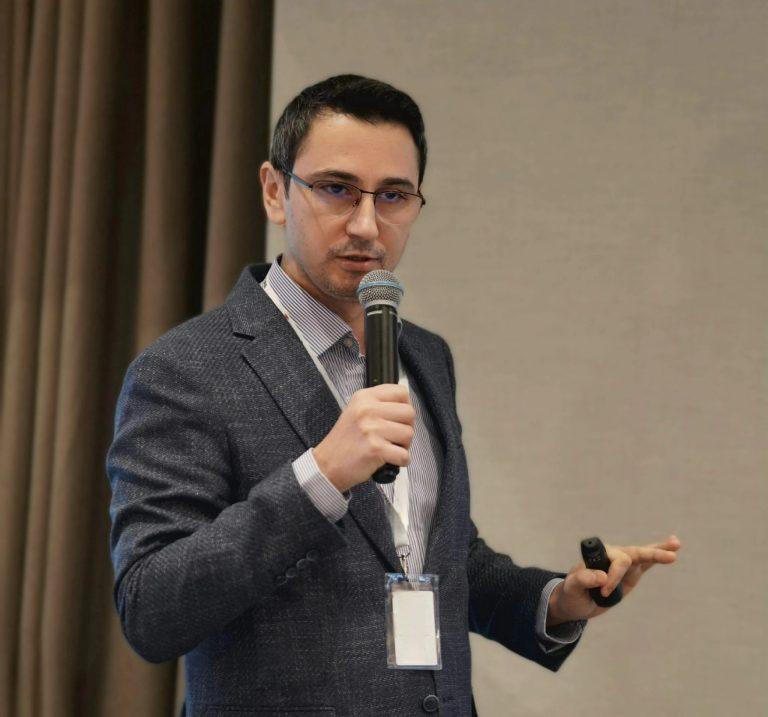 INTERVIU | Antonio Momoc: „Comunicarea nu este doar despre mesaj, claritate și persuasiune, ci despre încredere și responsabilitate”