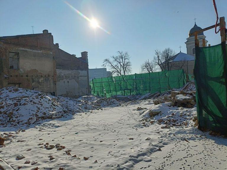 Recunoștința Mitropoliei pentru cele 8 hectare date gratuit de ieșeni în Moara de Vânt: proiectul Cinema Tineretului, blocat, iar Primăria pusă să plătească chirie de 16.000 de euro pe lună