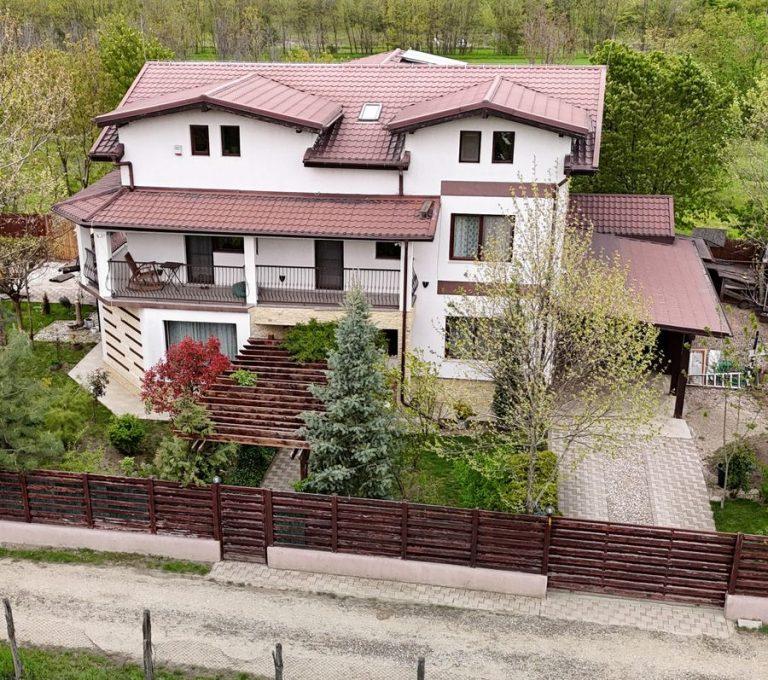 Scandal la Garda Forestieră: vilă de lux nedeclarată și mașină de 40.000 € în centrul acuzațiilor