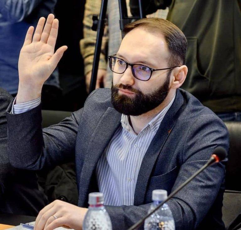 ADI Iași Infrastructură: aproape un milion de lei pe an pentru o instituție fără șantiere și fără personal. Controverse privind salariile și eficiența administrativă