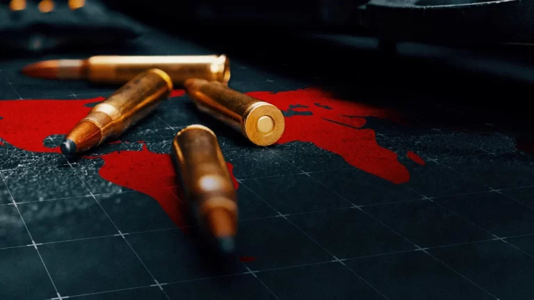 Firme private din armament, profituri uriașe peste Romarm. Cum fac bani din producția companiilor de stat